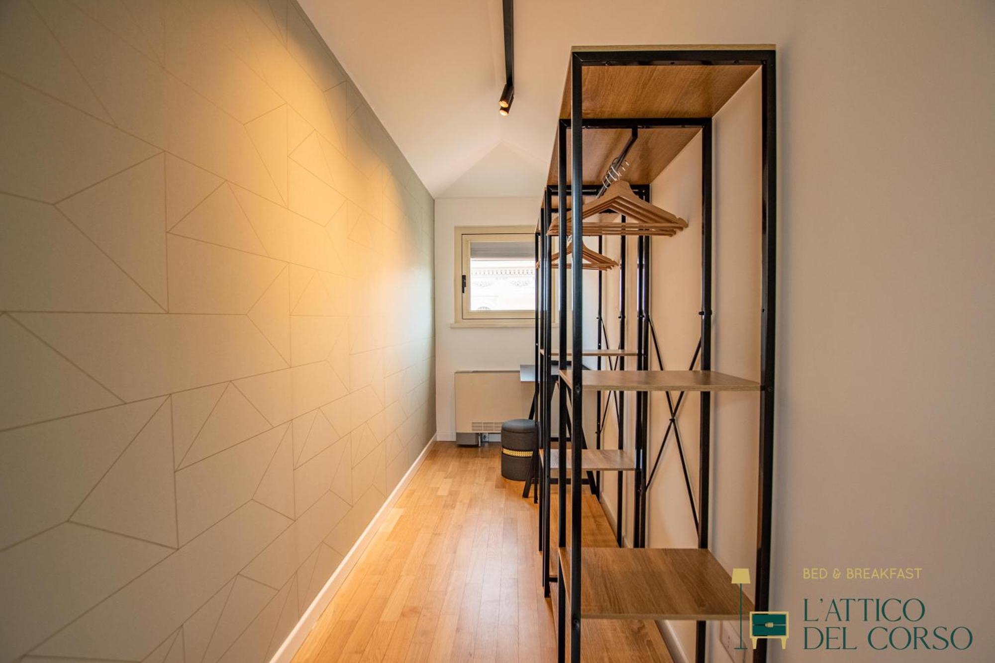 Apartamento L'Attico Del Corso Trieste Exterior foto